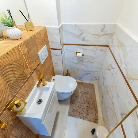 Luxury New Near The Colonnade With Parking & 4 Min To The Center - Near The Forest Mariánské Lázně